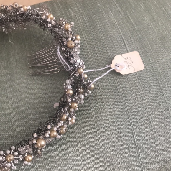 Wow can’t get over this gorgeous tiara vintage for sale - Picture 5 of 7